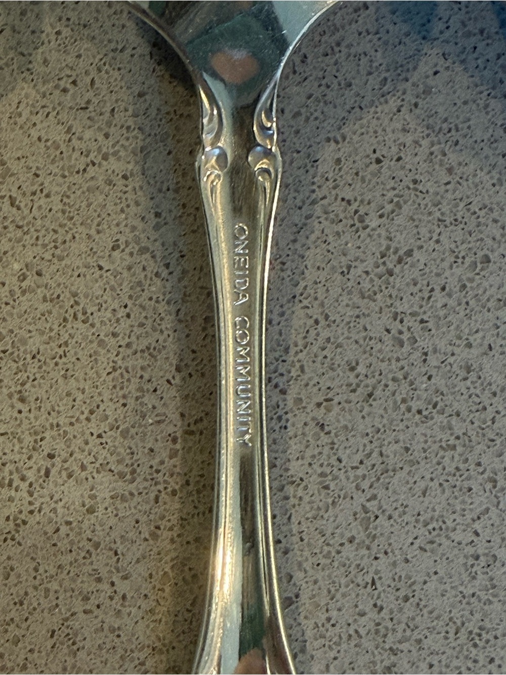 Oneida Brahms Teaspoons - Set of 8 - Picture 3 of 4